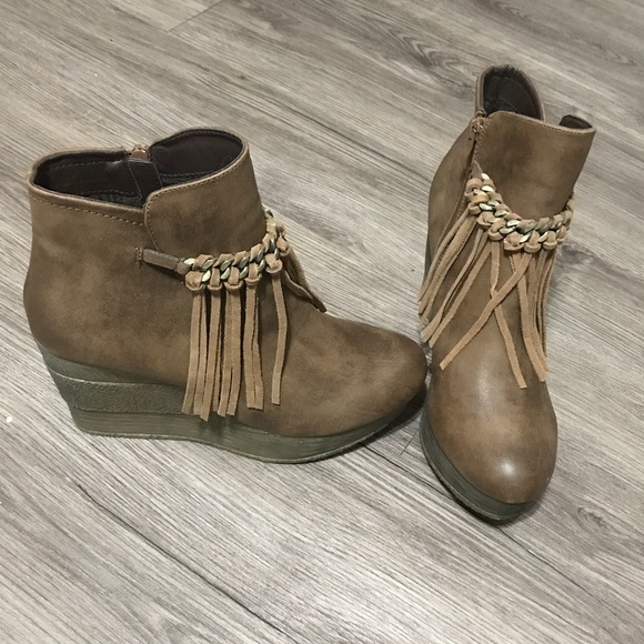 NWOT Sticca Vintage Collection Size 10 fit like 9 - Picture 2 of 5